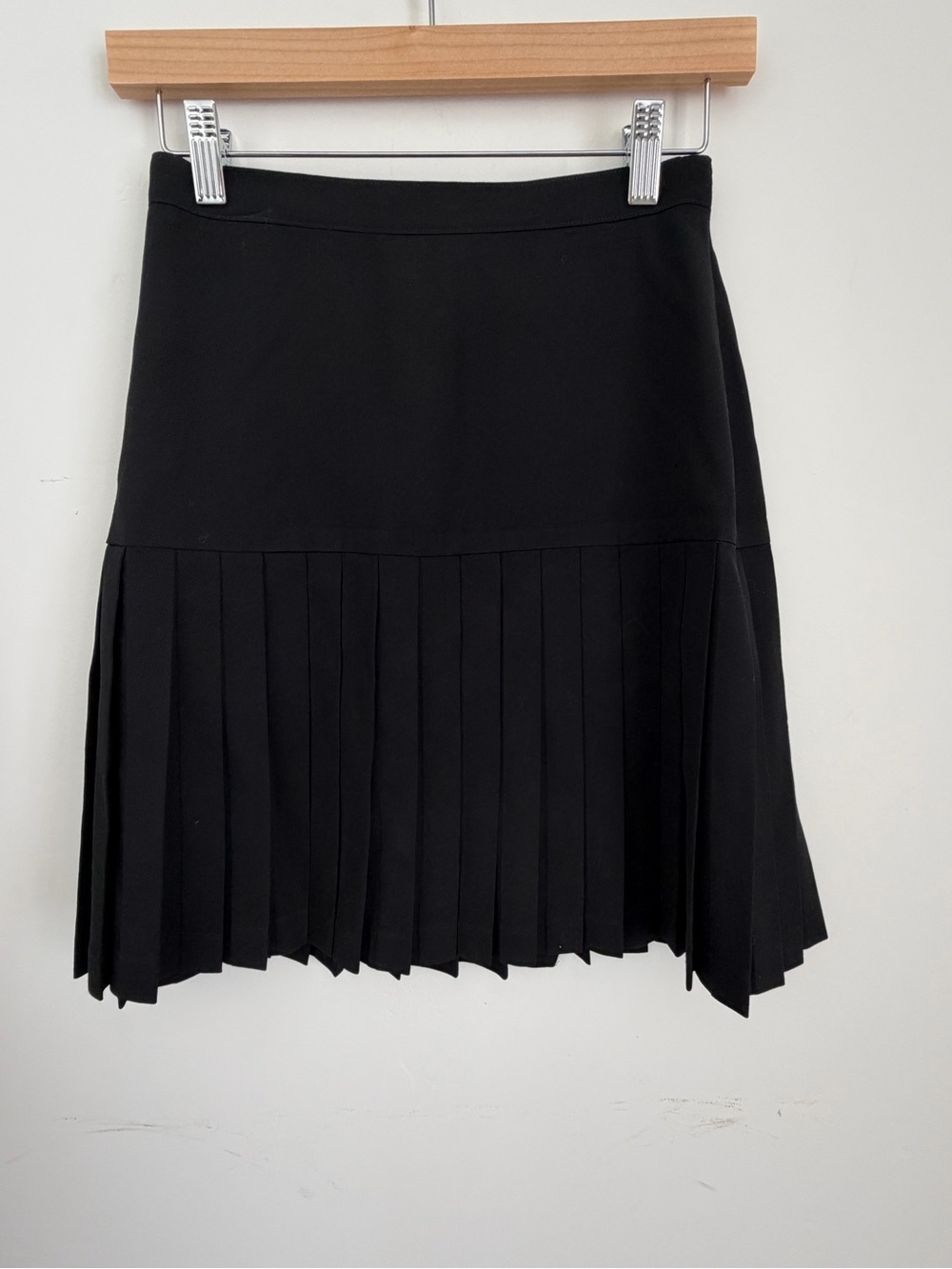 Giuseppe Zanotti Black Pleated A-Line Skirt